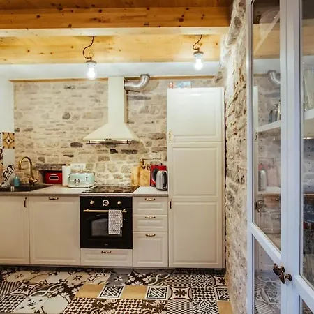 Mala House - Solta Island Grohote