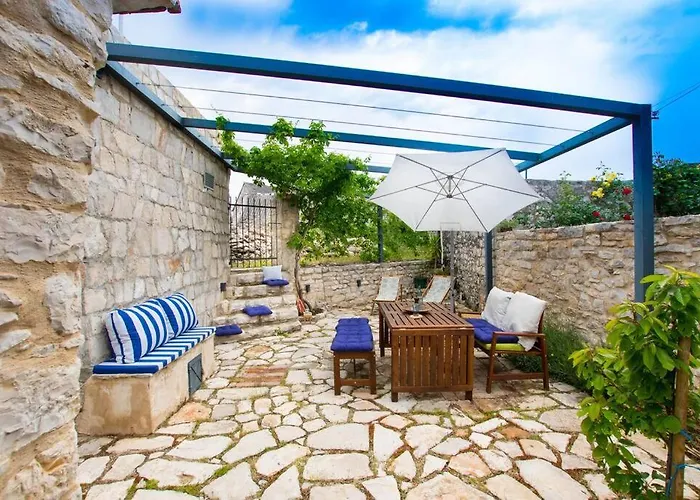 Mala House - Solta Island Grohote
