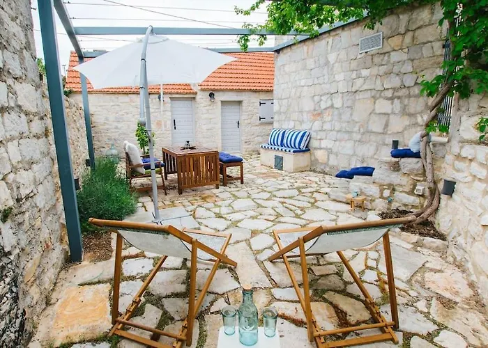 Prázdninový dům Mala House - Solta Island *