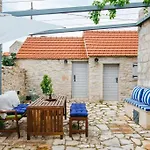 Mala House - Solta Island Dom wakacyjny *