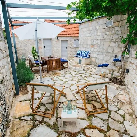 Mala House - Solta Island Dom wakacyjny *