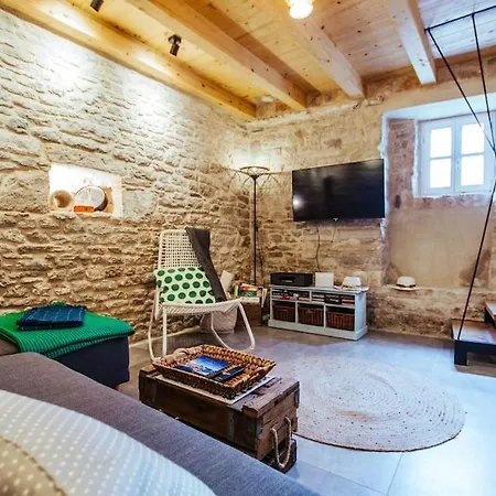 Dom wakacyjny Mala House - Solta Island Grohote