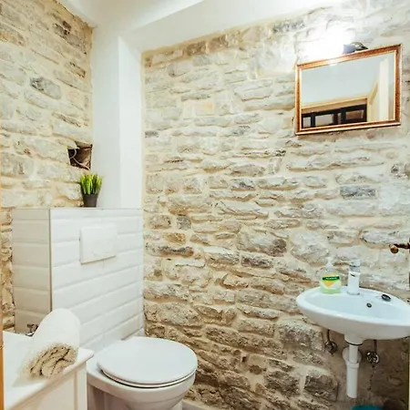 Mala House - Solta Island Дом отдыха *